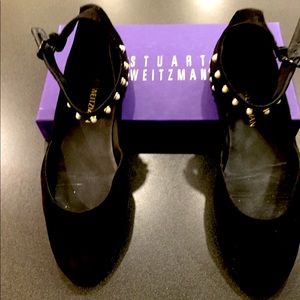 Stuart Weitzman low pumps